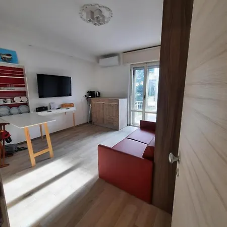 Διαμέρισμα Adg Emilia 10 Del Garda Πεσκιέρα ντελ Γκάρντα